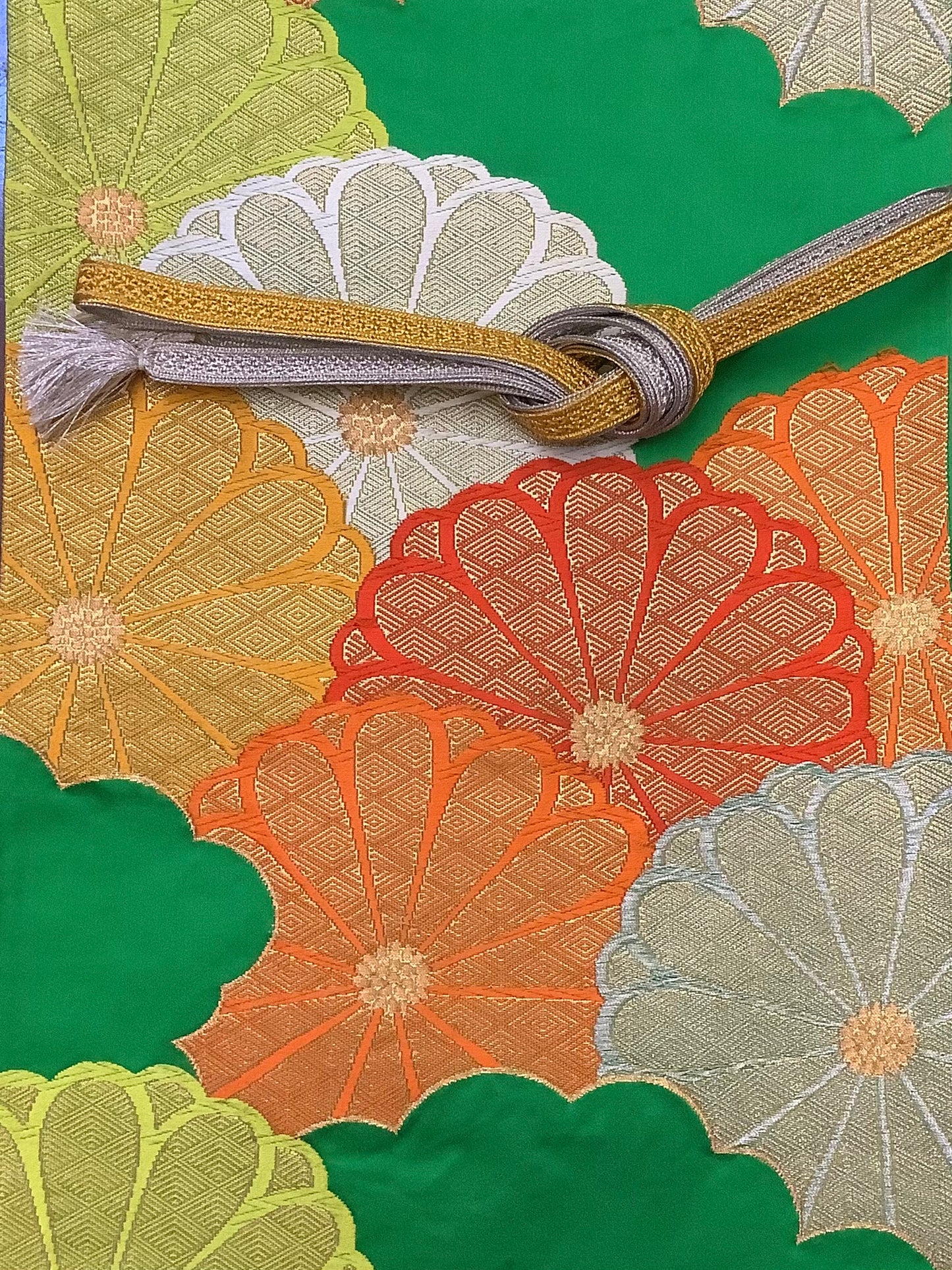 Wide Nishijin Obi sash-Goshiki Kiku Seigaiha